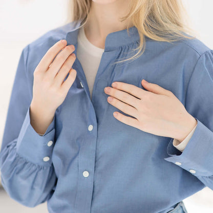 Women’s Adaptive Magnetic Closure Classic Chambray Blouse